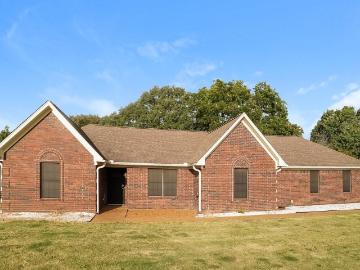 3 Bedroom Home for Rent at 125 N Parkway St, Hernando, MS 38632
