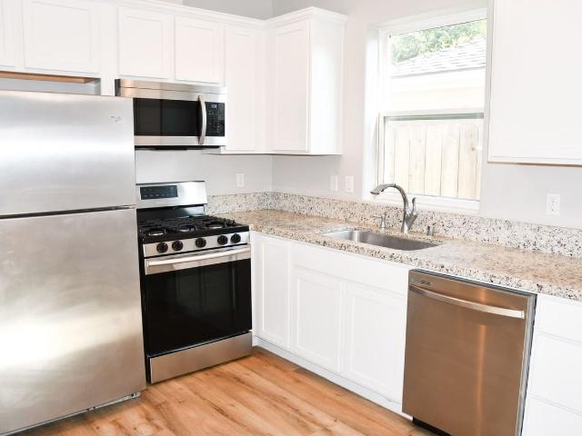 3 Bedroom Home for Rent at 132 S Lime St, Orange, CA 92868