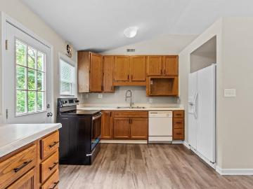 3 Bedroom Home for Rent at 1415 Plaza Pl #1, Wentzville, MO 63385 Wentzville