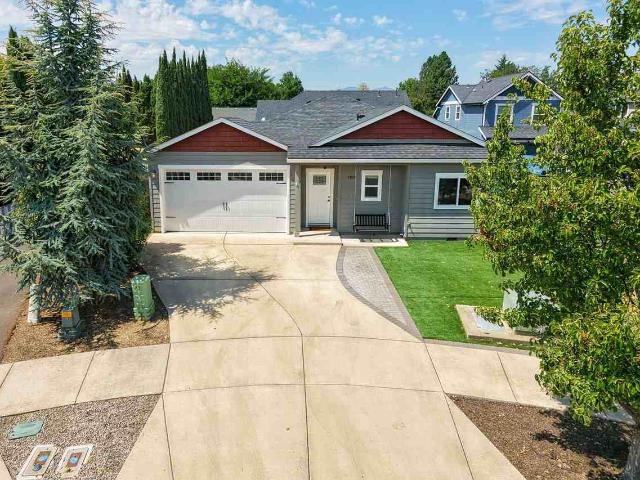 3 Bedroom Home for Rent at 1500 Darlene Dr, Medford, OR 97501