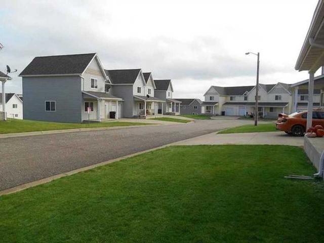 3 Bedroom Home for Rent at 1609 Dickinson Place Dr #8A, Dickinson, ND 58601