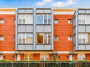 3 Bedroom Home for Rent at 16 S Aberdeen St #NA, Chicago, IL 60607 Near West Side