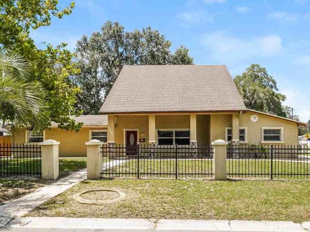 3 Bedroom Home for Rent at 1705 Athens Ct, Lakeland, FL 33803 Lake Bentley