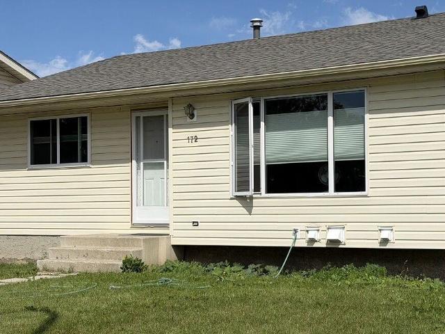 3 Bedroom Home for Rent at 172 Castledale Way Ne, Calgary, AB T3J 2A2 Castleridge