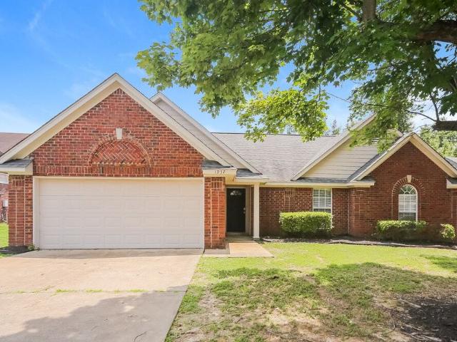 3 Bedroom Home for Rent at 1957 Paddock Ln, Southaven, MS 38671