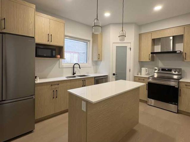 3 Bedroom Home for Rent at 23 Point Pleasant Pl, Winnipeg, MB R2V 5L1