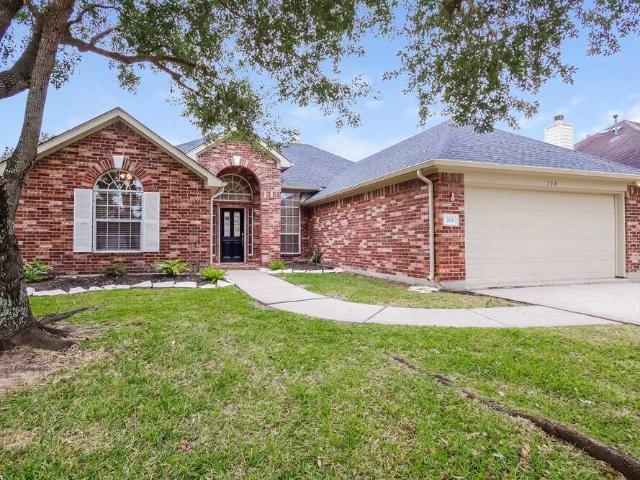 3 Bedroom Home for Rent at 204 Green Cedar Dr, League City, TX 77573 Cedar Landing