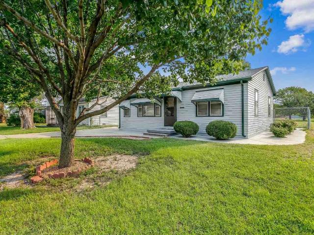 3 Bedroom Home for Rent at 2060 S Bonn St, Wichita, KS 67213 Southwest Wichita