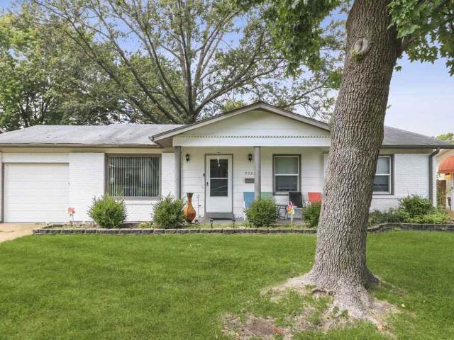 3 Bedroom Home for Rent at 2223 Farnham Ln, Florissant, MO 63033