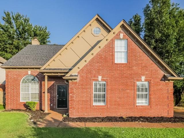 3 Bedroom Home for Rent at 2362 Oak Springs Dr, Memphis, TN 38016 Countrywood