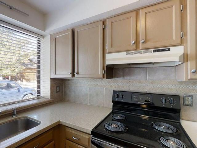 3 Bedroom Home for Rent at 2633 Juniper Ave, Boulder, CO 80304 Glenwood Grove North Iris