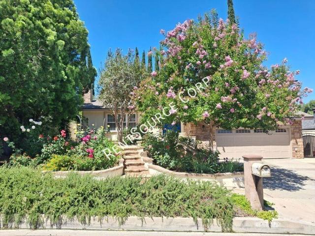 3 Bedroom Home for Rent at 26421 Torreypines Dr, Santa Clarita, CA 91321