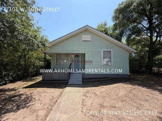 3 Bedroom Home for Rent at 2701 W 10th St, Little Rock, AR 72204 Capital View