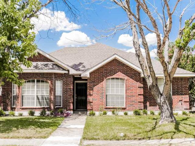 3 Bedroom Home for Rent at 2823 Saint Martin Dr, Lancaster, TX 75146