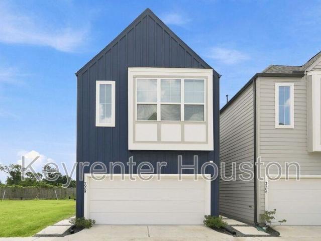 3 Bedroom Home for Rent at 2908 Stevens St, Houston, TX 77026 Northside Village