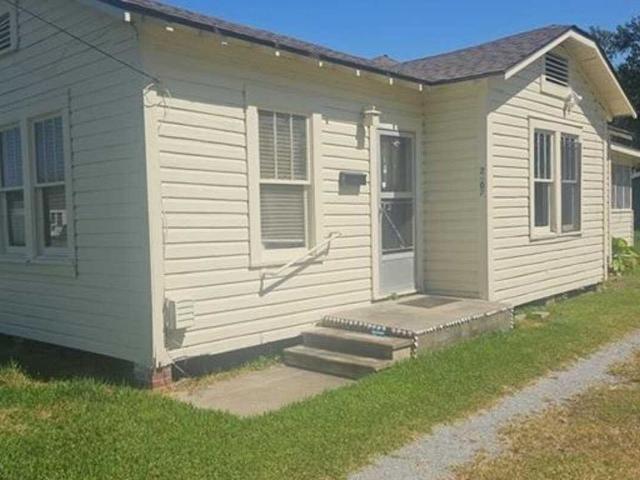 3 Bedroom Home for Rent at 3211 Louisiana Ave, Lake Charles, LA 70601