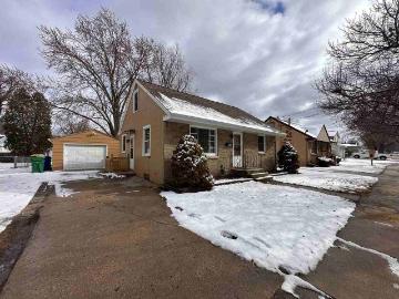3 Bedroom Home for Rent at 335 14th Ave, Green Bay, WI 54303
