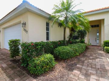 Pelican Bay, Naples CCD Collier County Florida, Collier County, Florida, USA