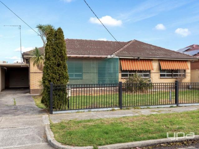 3 Bedroom Home in a Convenient St Albans Location