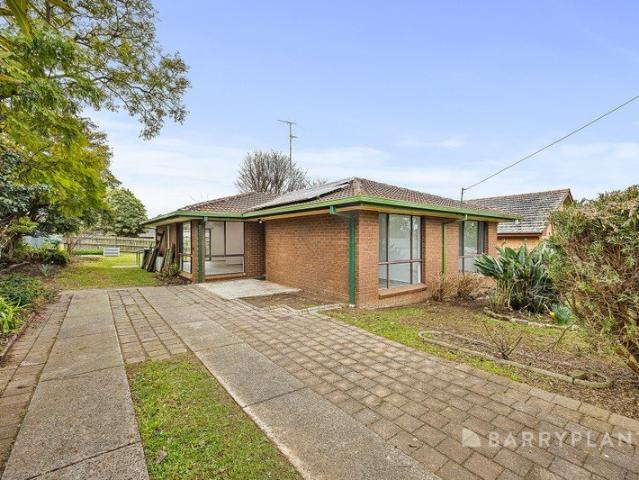 3 Bedroom Home in a Prime Drouin Location