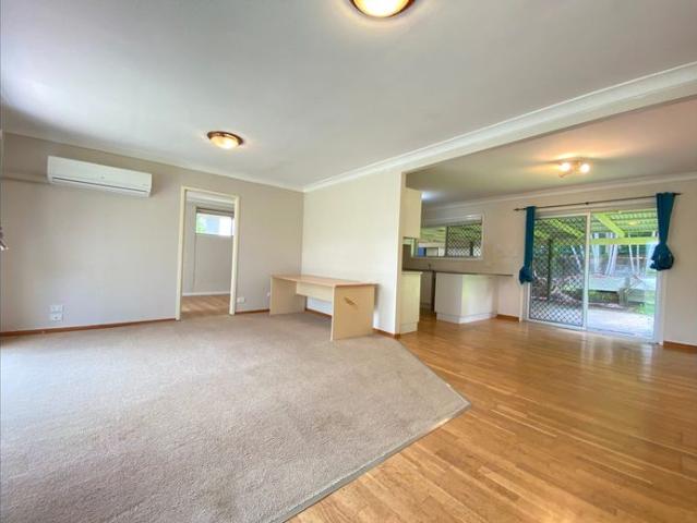 3 Bedroom Home in a Quiet Rochedale South Location