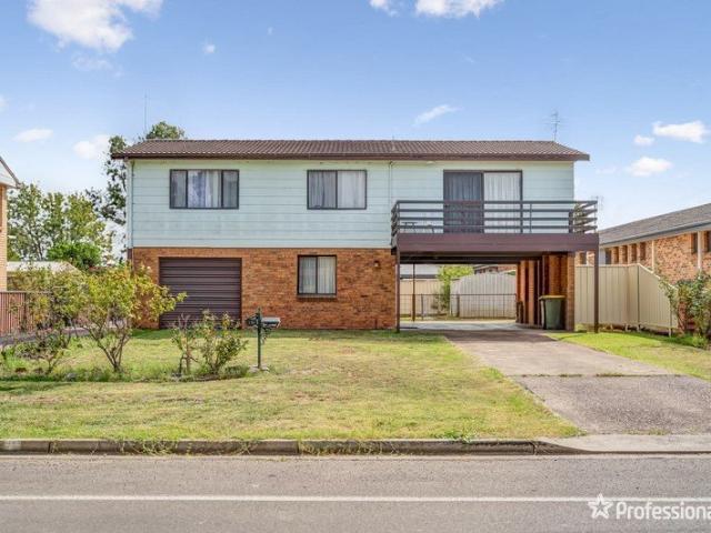 3 Bedroom Home in Denman with Solar Panels
