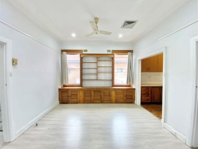 3 Bedroom Home in Family Friendly Locale!