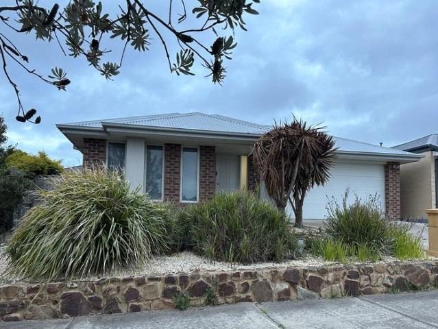 3 Bedroom Home in Prime Leopold Location