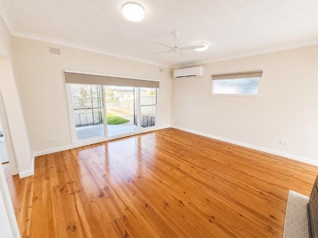 3 BEDROOM HOME IN PRIME LOCATON