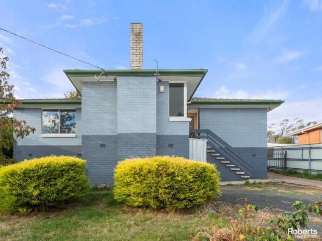 3 BEDROOM HOME IN RAVENSWOOD