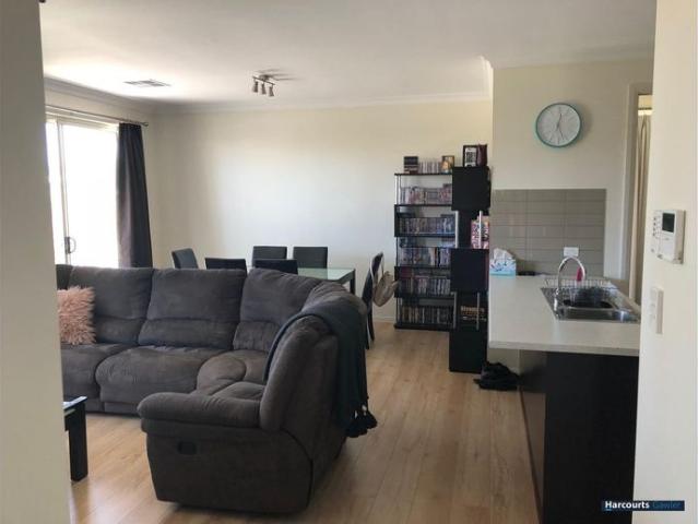 3 Bedroom Home just 6km from the City