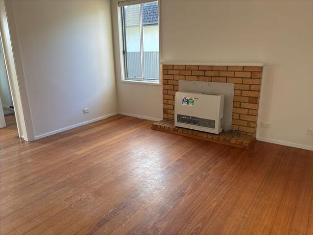 3 bedroom home, low maintenance