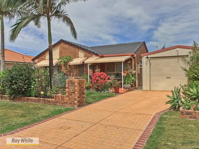 3 Bedroom Home near Mueller College!