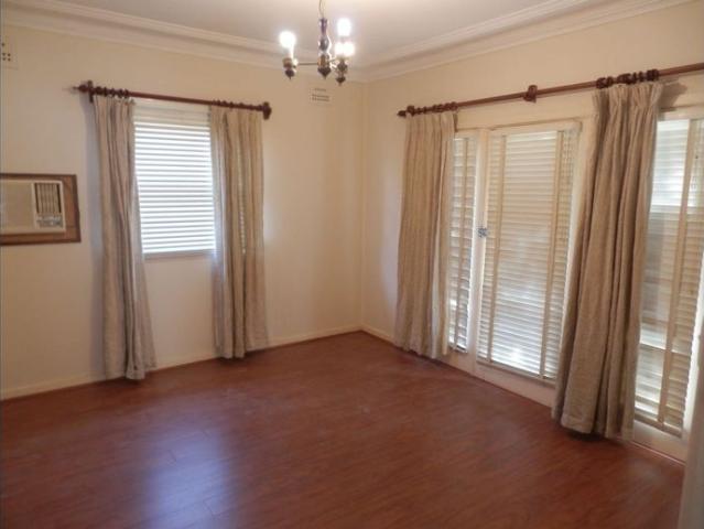 3 BEDROOM HOME NEAR NEPEAN HOSPITAL