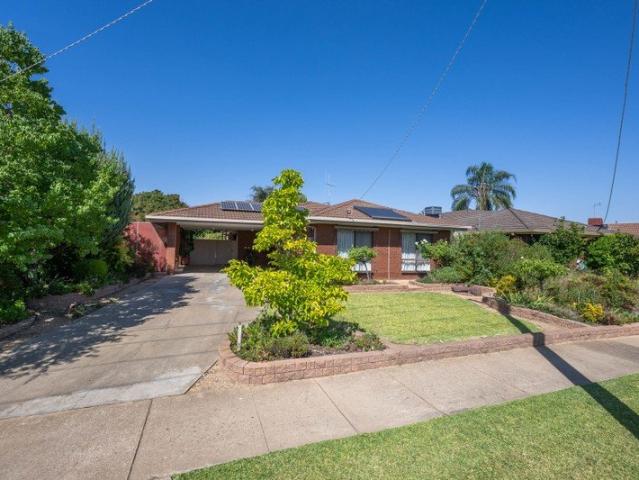 3 BEDROOM HOME NEAR BROKEN RIVER!