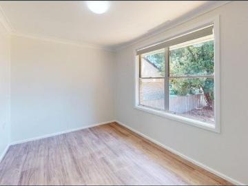 3 BEDROOM HOME NEAR GOLF COURSE