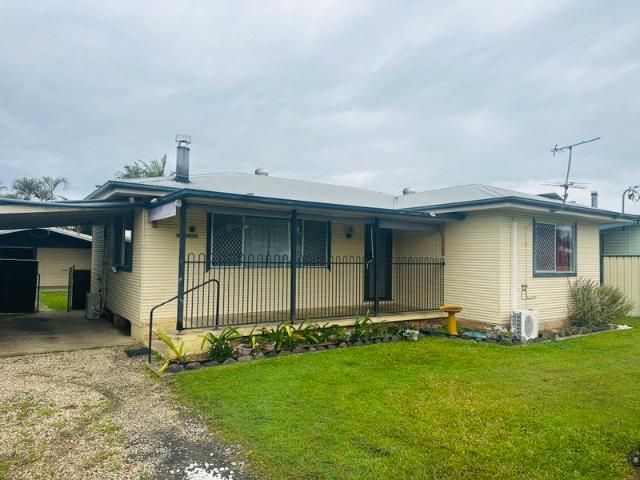 3 Bedroom Home NEW FLOORING COMING