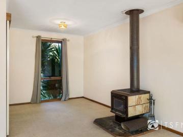 3 Bedroom Home on large Block with Shed