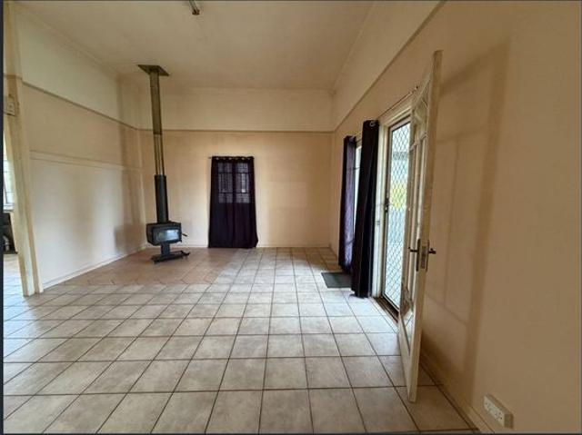 3 Bedroom Home Overlooking the Mary River