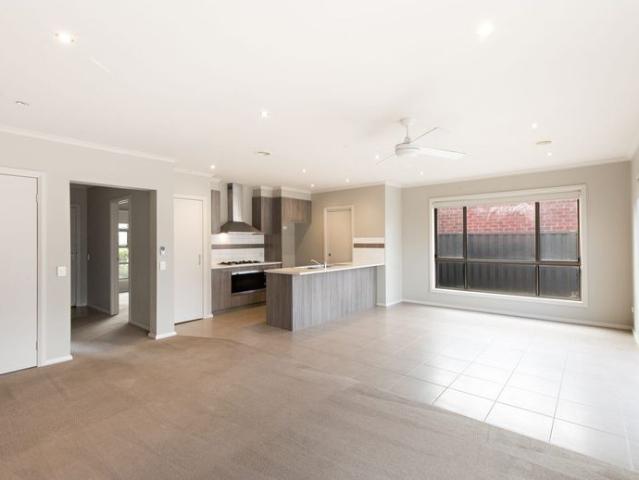 3 BEDROOM HOME, QUIET COURT LOCATION