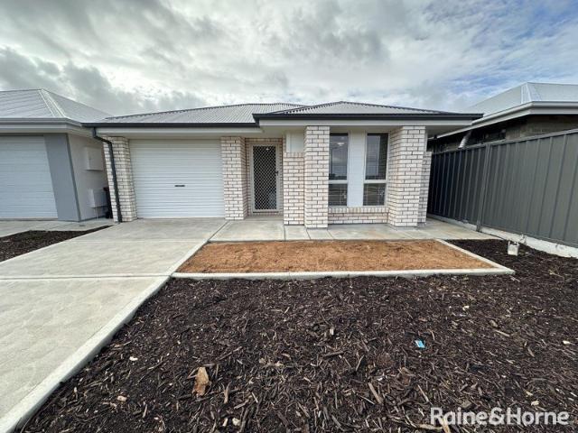 3 Bedroom Home Stylish, Spacious & Ready to Move In!