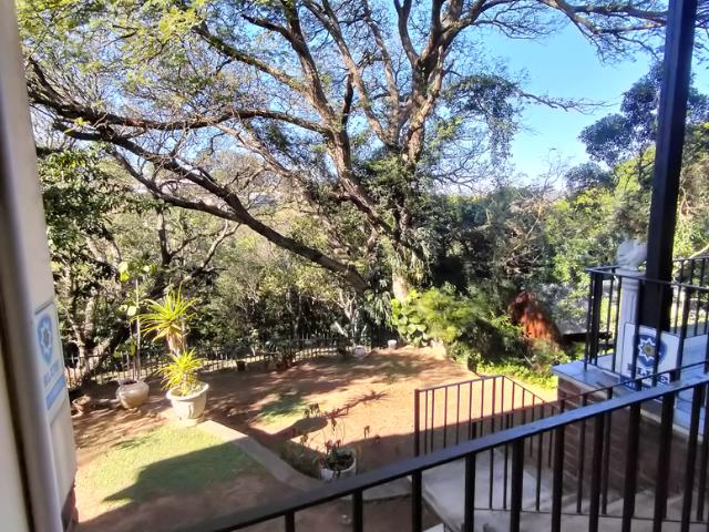 3 BEDROOM HOMELY RESIDENCE IN THE HEART OF CARRINGTON HEIGHTS