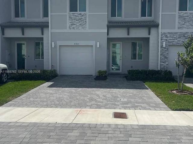 3 bedroom, Homestead FL 33034 105703707