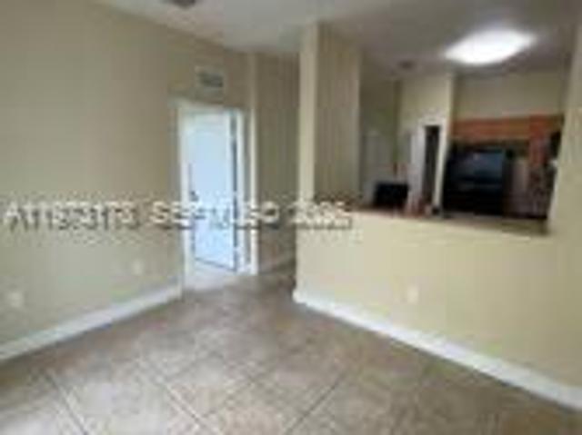 3 bedroom, Homestead FL 33035 106246342