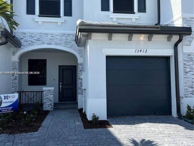3 bedroom, Homestead FL 33033 105715126