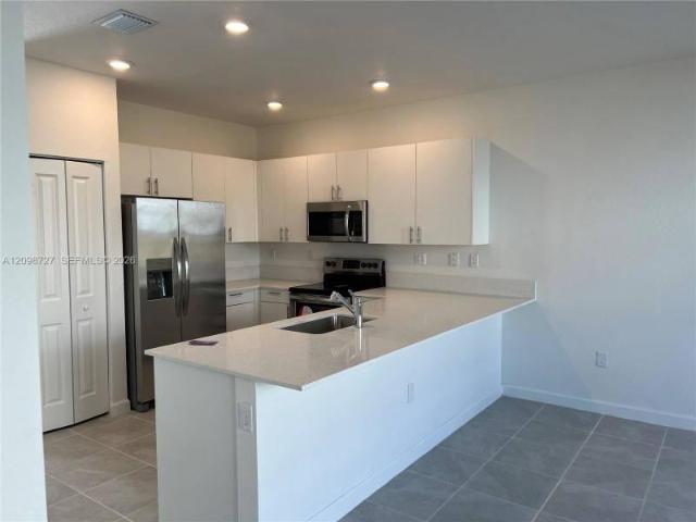 3 bedroom, Homestead FL 33033 106076717