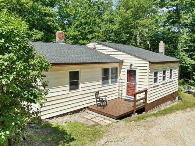 3 bedroom, Hooksett NH 03106 104441115