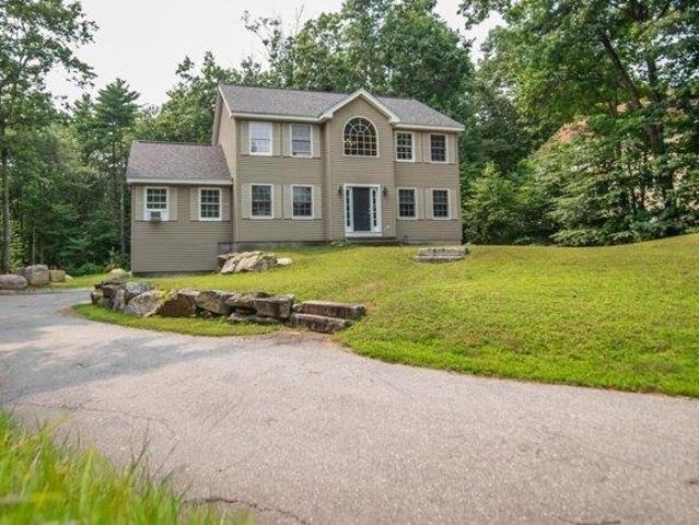 3 bedroom, Hooksett NH 03106 105350526