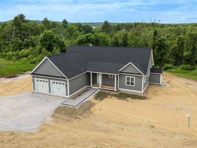 3 bedroom, Hooksett NH 03106 103849722