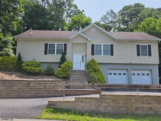 3 bedroom, Hopatcong NJ 07843 105278434